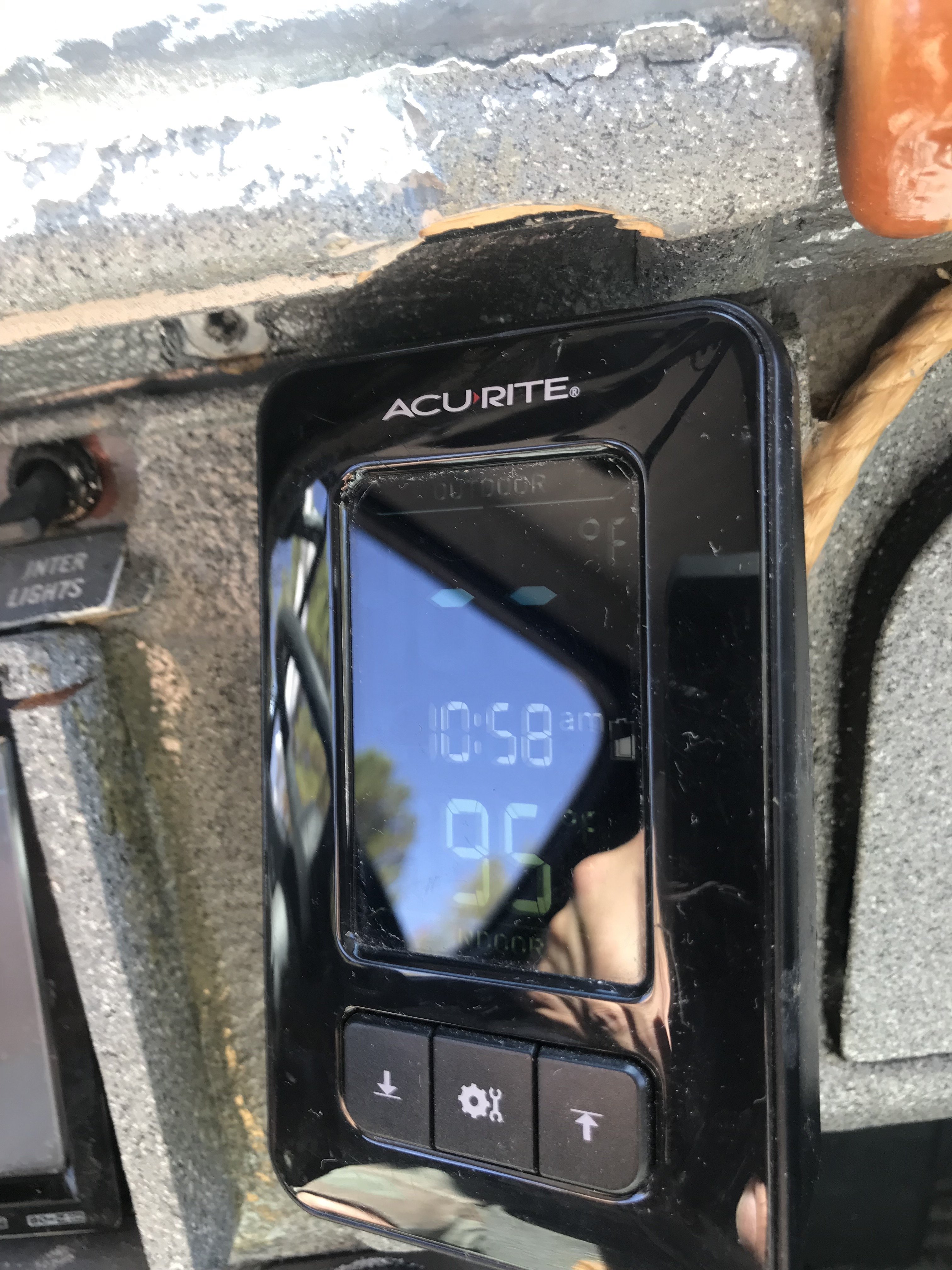 L1JpKgqnQ3K58FVYv1lsBA