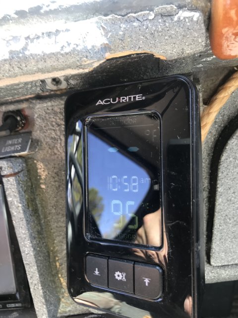 L1JpKgqnQ3K58FVYv1lsBA